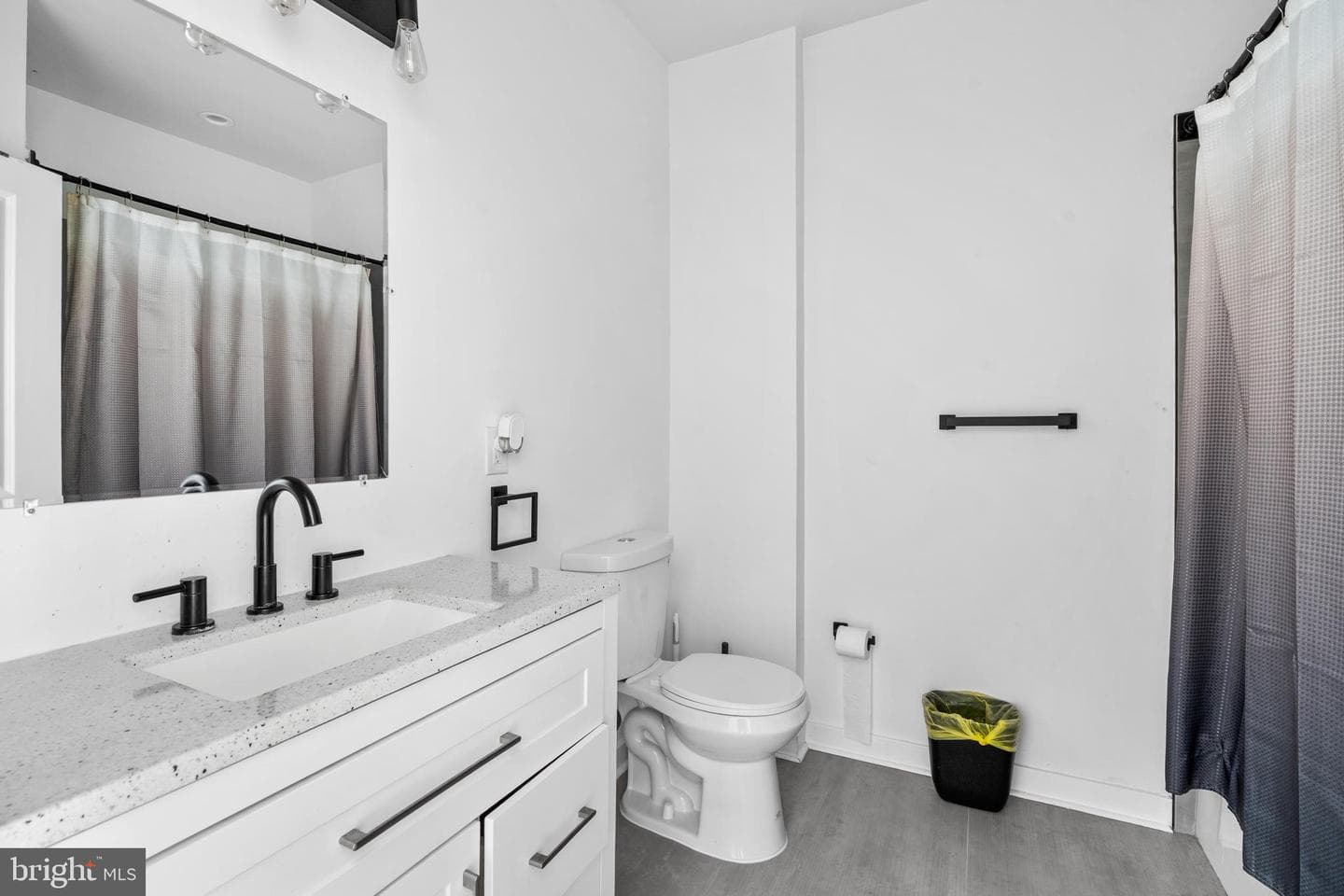 952 N 5th Street photo 21