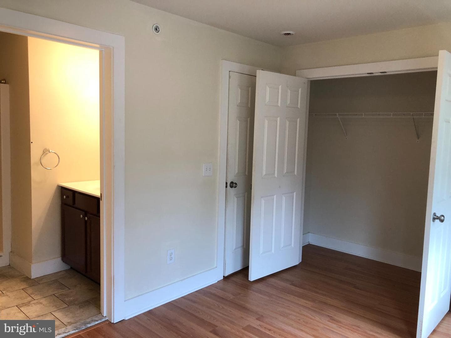 4310 Wallace Street photo 22