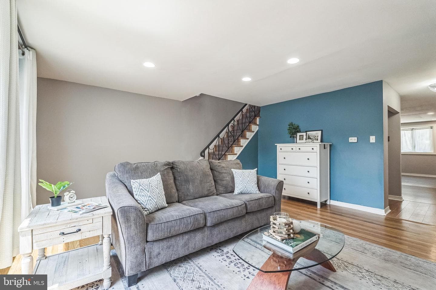 7448 Hill Road photo 19