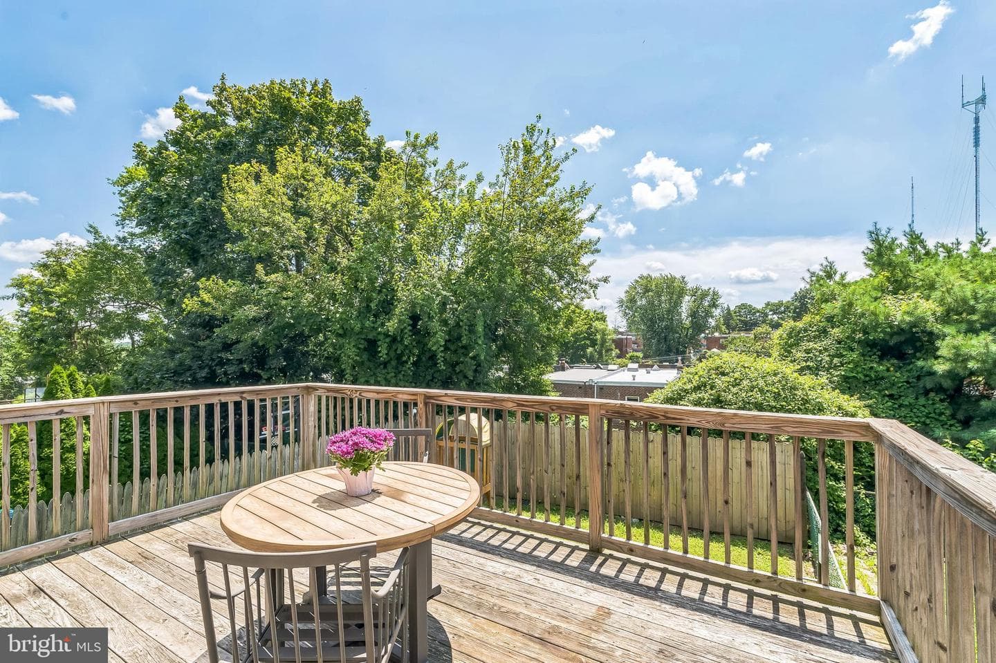 7448 Hill Road photo 22