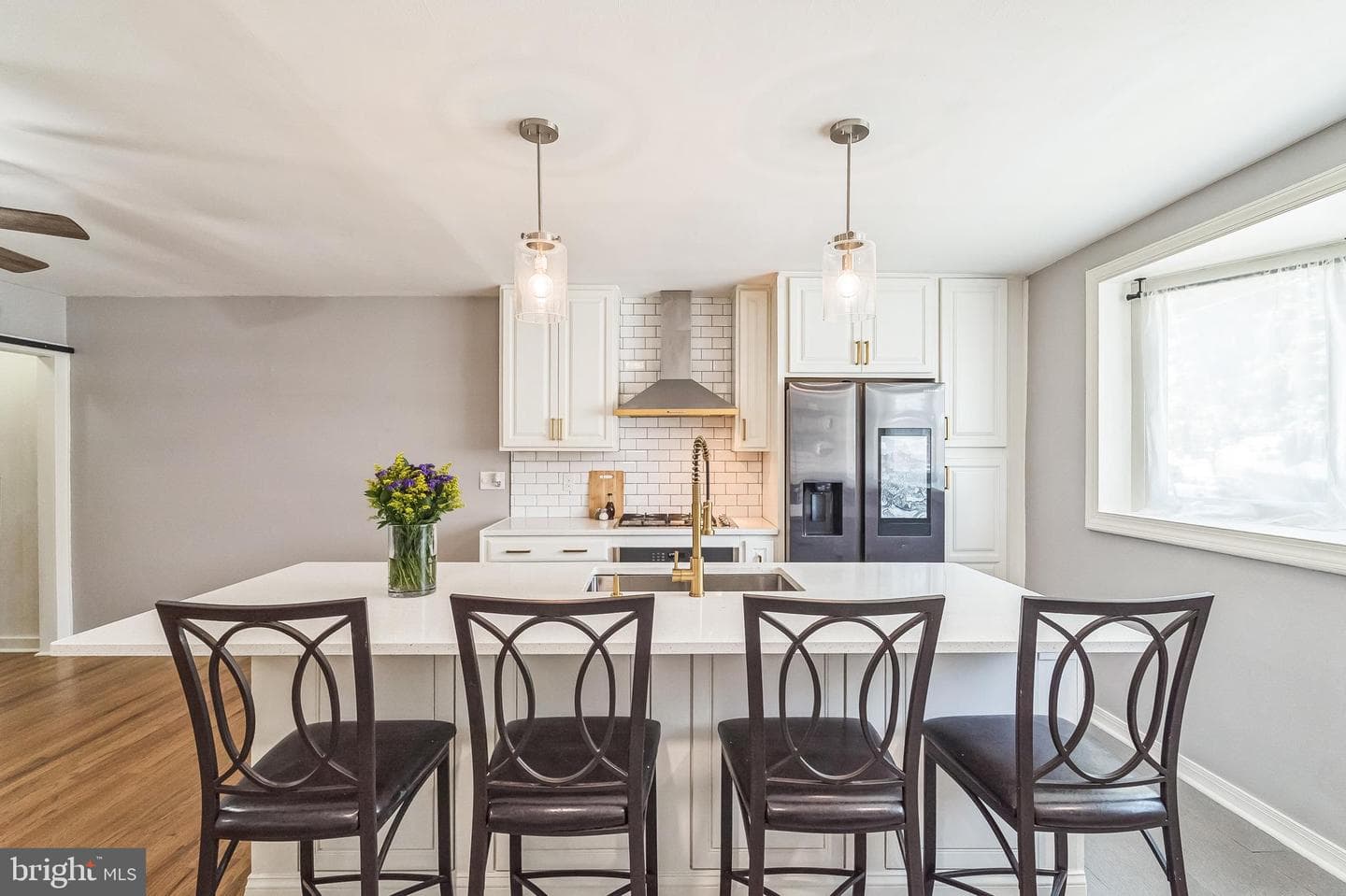7448 Hill Road photo 9