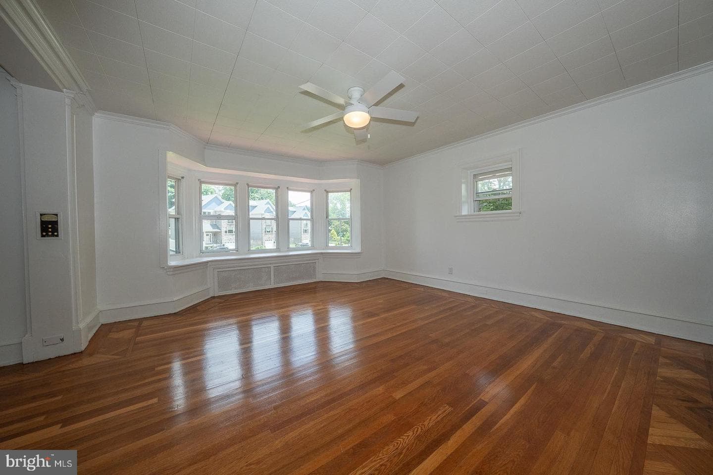 6640 Lincoln Drive photo 20
