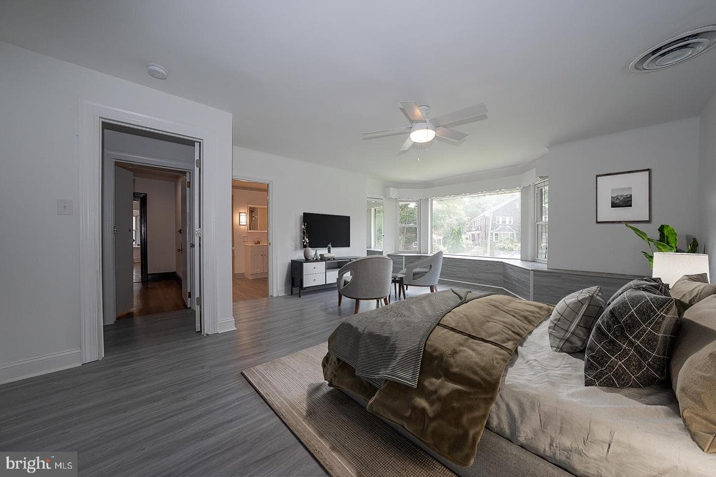 6640 Lincoln Drive photo 23