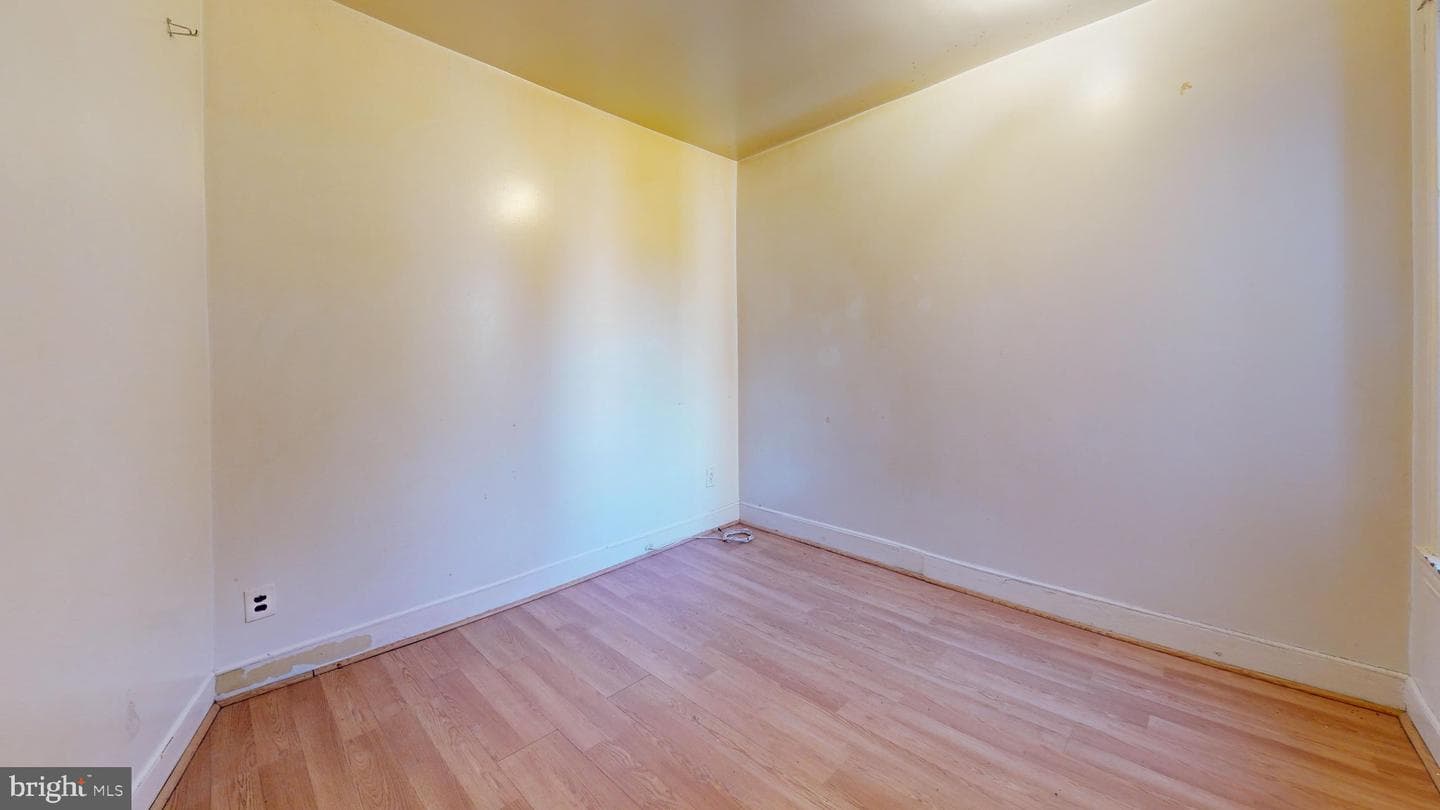2109 S 66th Street photo 27