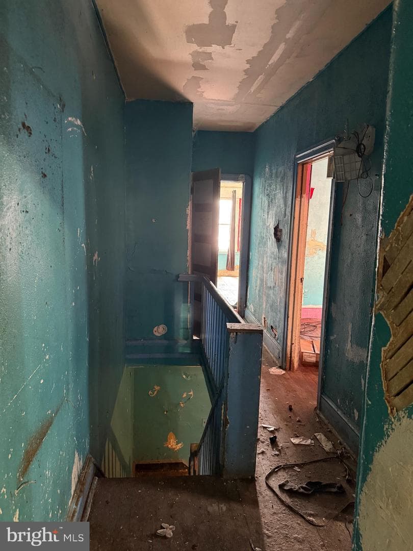 951 E Ontario Street photo 6