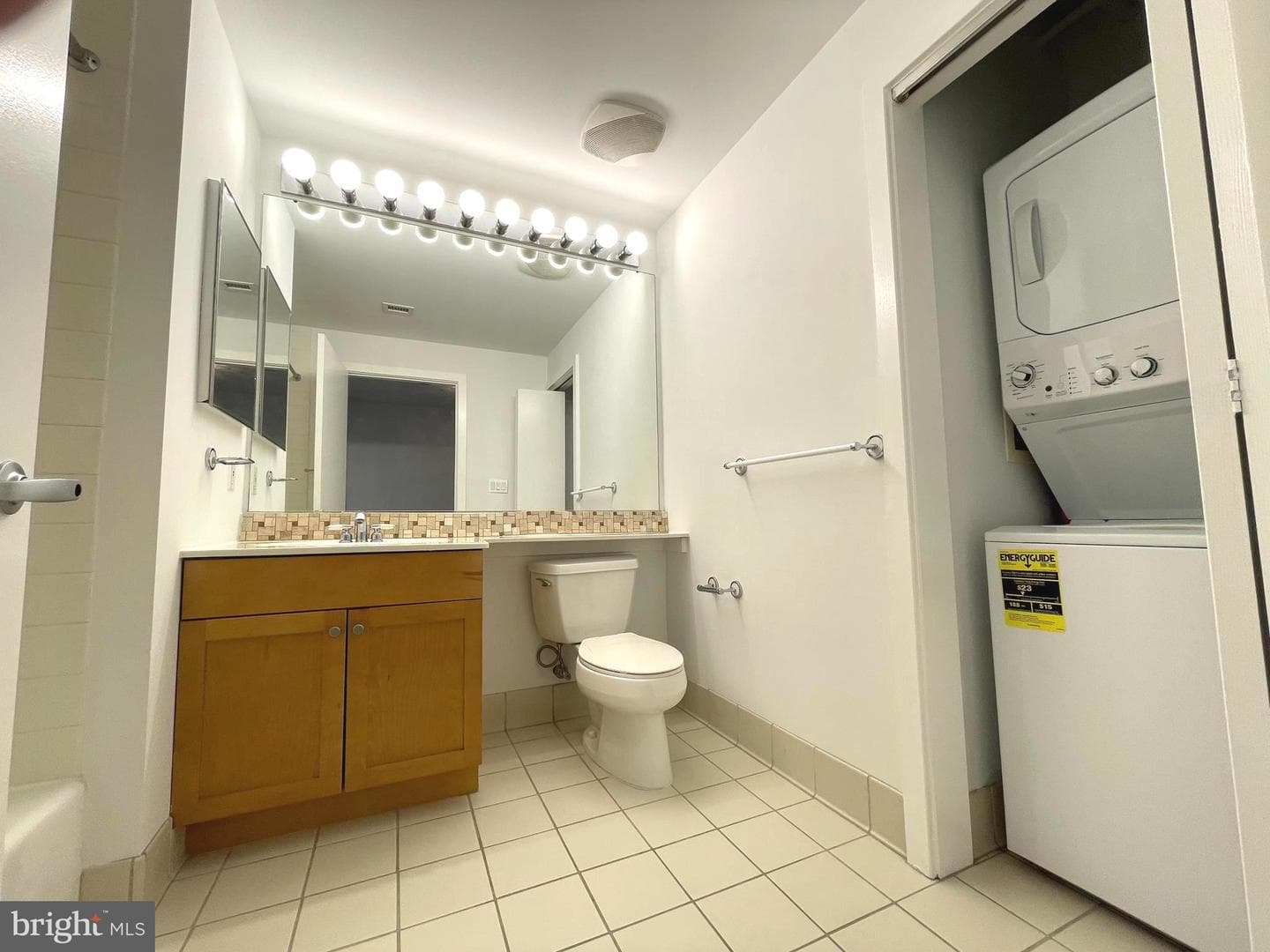 717 S Chris Columbus Boulevard #1404 photo 15