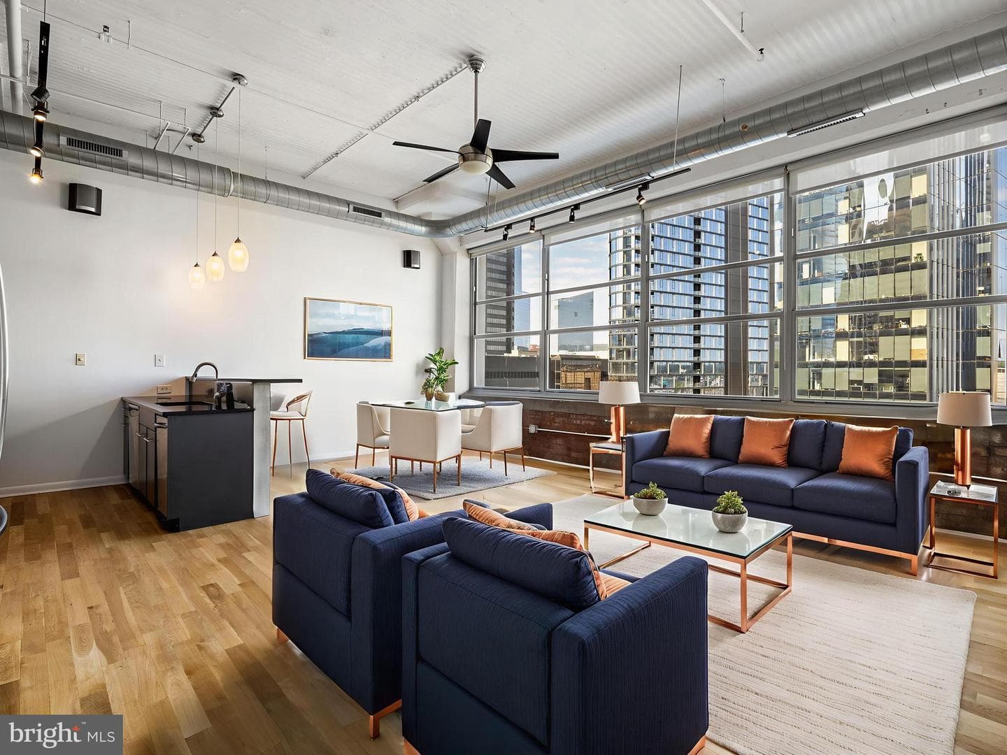 2200 Arch Street #716 photo 1
