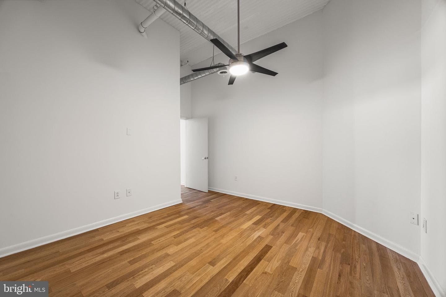 2200 Arch Street #716 photo 14