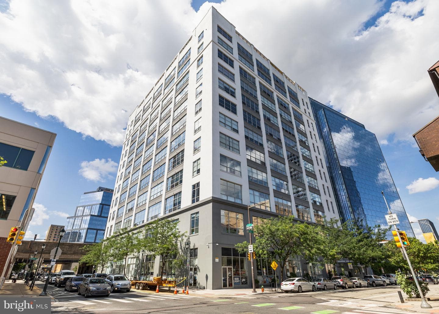 2200 Arch Street #716 photo 3