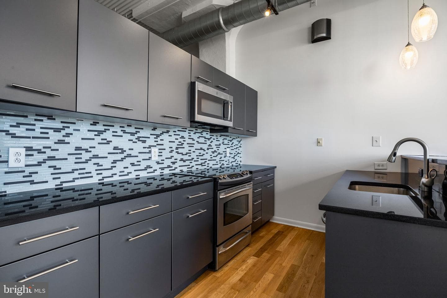 2200 Arch Street #716 photo 7