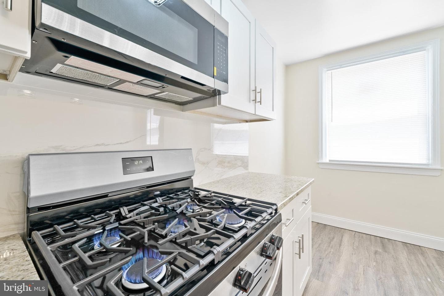 2712 Knorr Street photo 13
