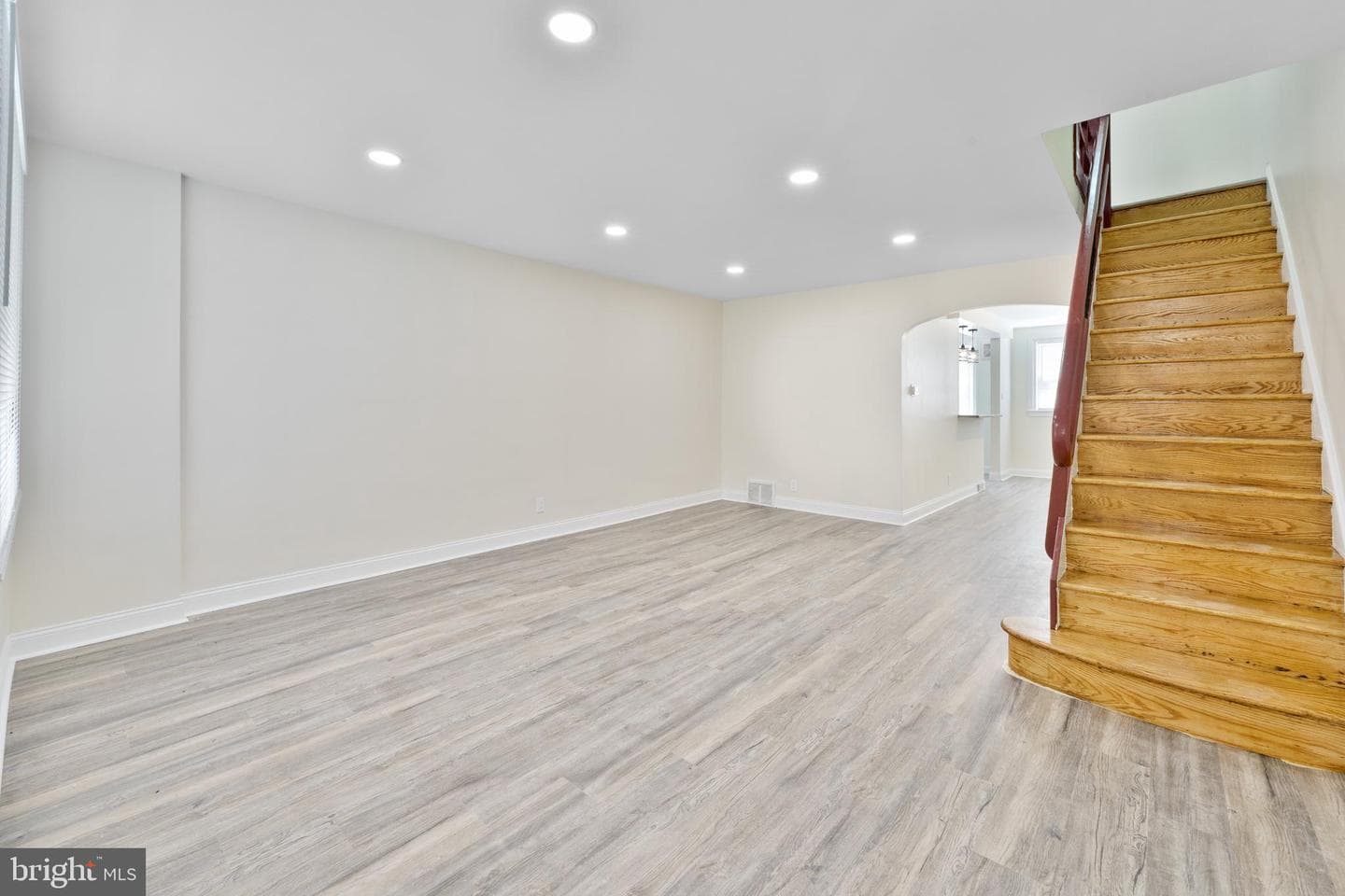 2712 Knorr Street photo 24