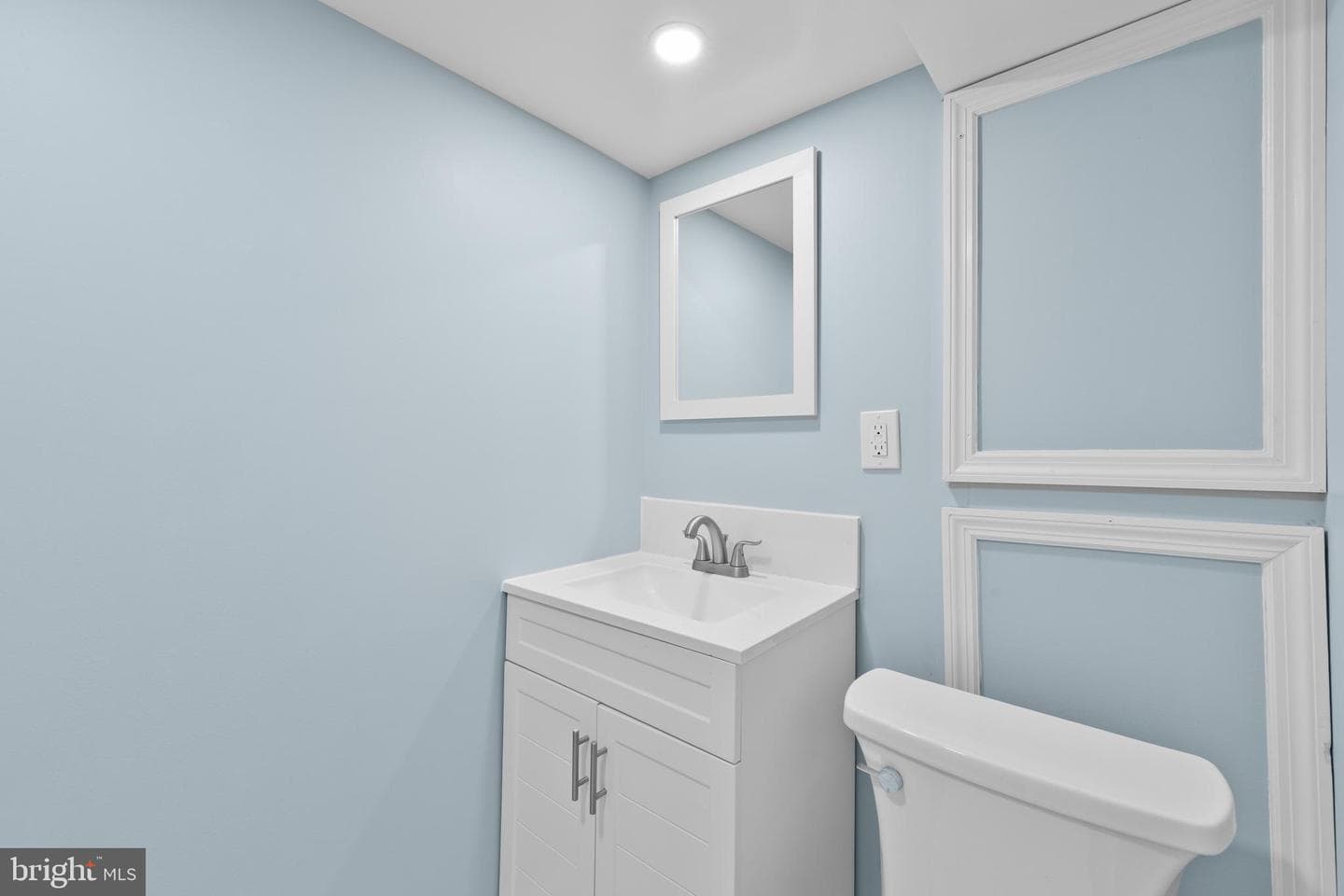 2712 Knorr Street photo 28