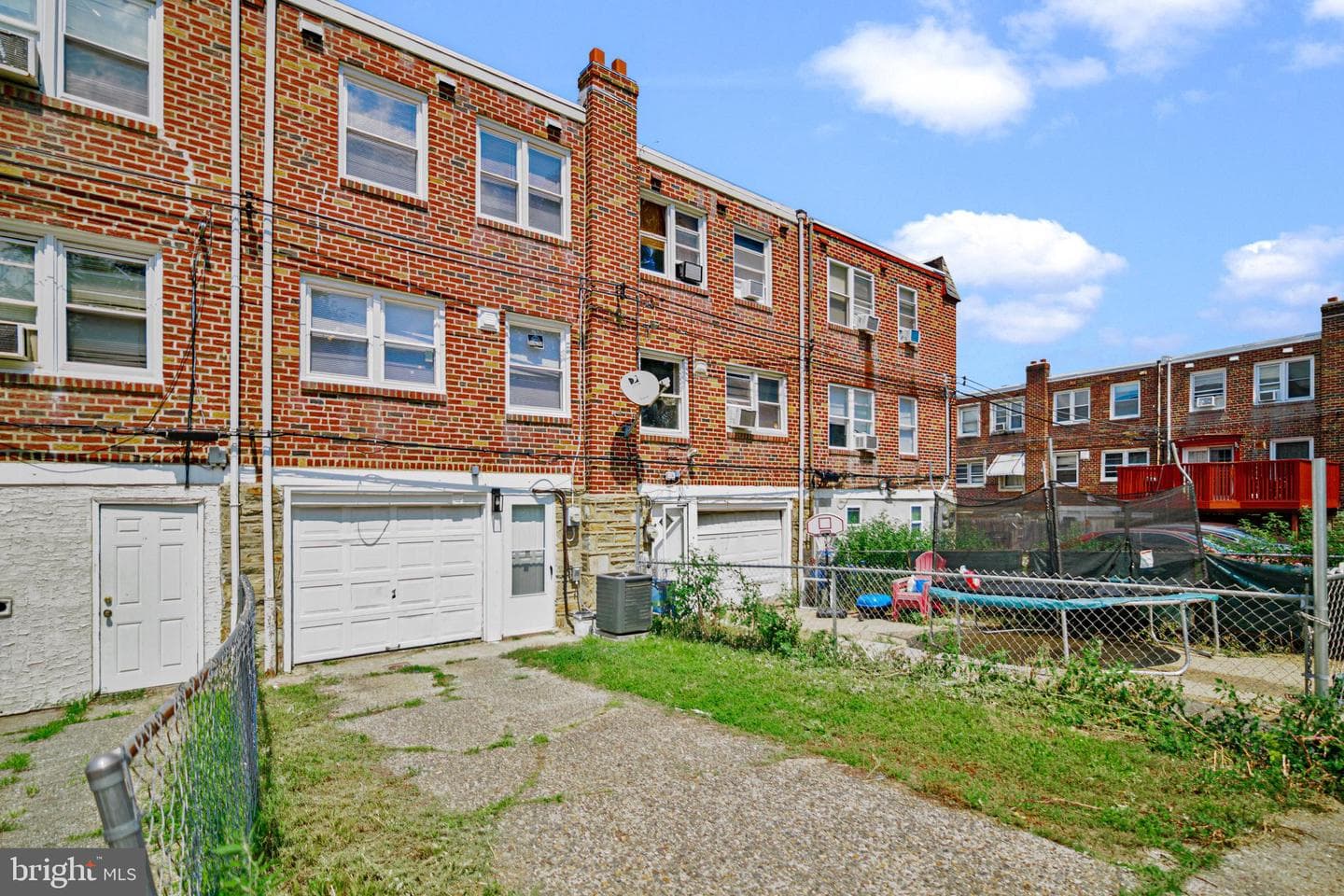 2712 Knorr Street photo 35