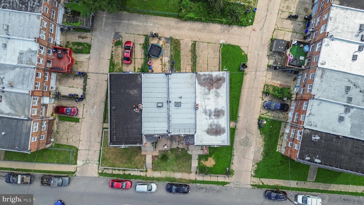 2712 Knorr Street photo 38