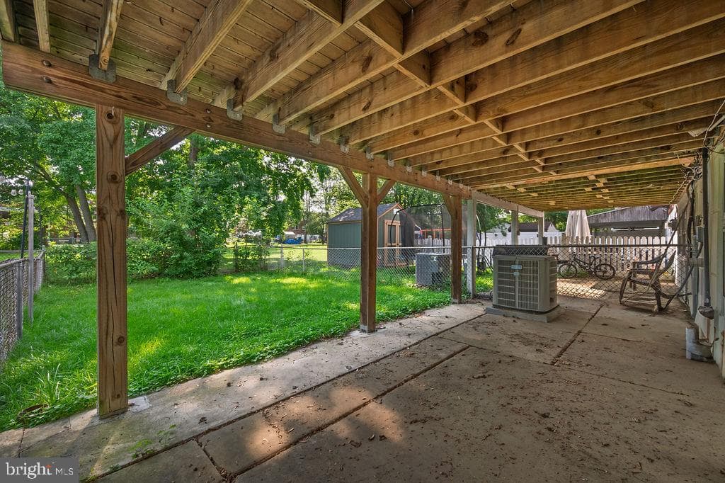 12322 Wyndom Road photo 15