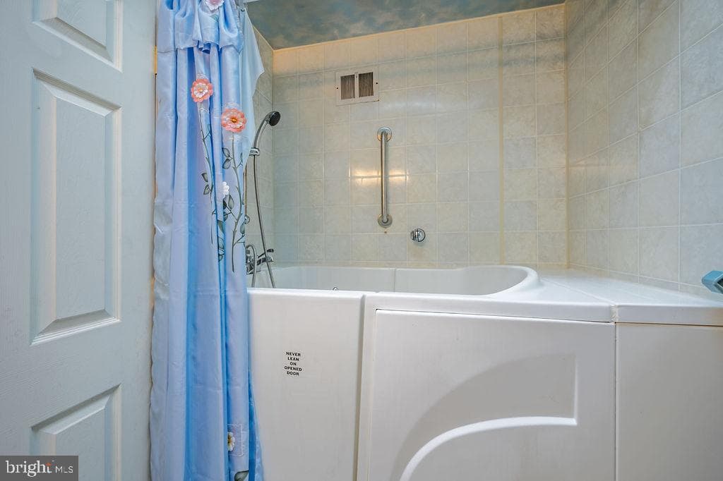 12322 Wyndom Road photo 24