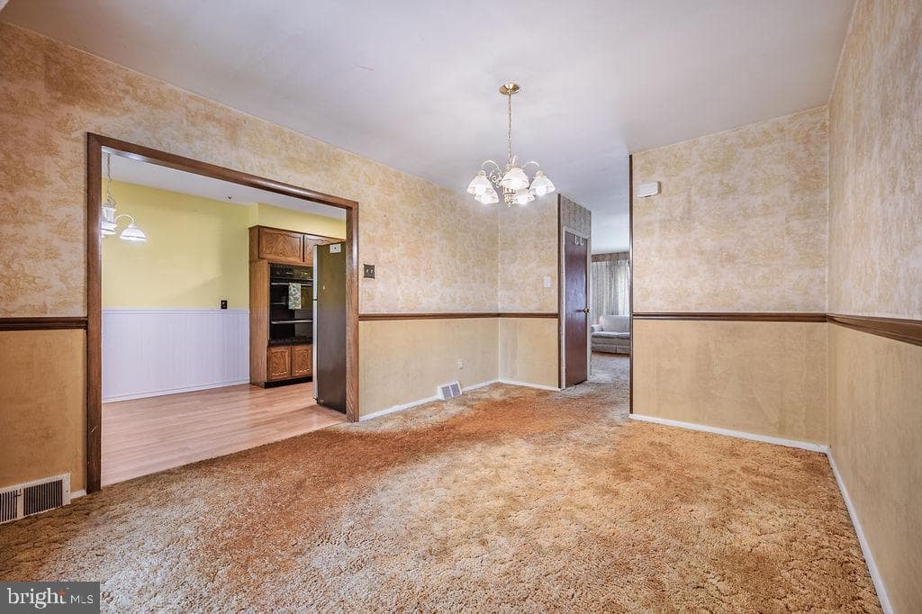 12322 Wyndom Road photo 9