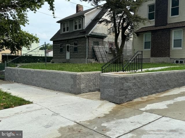 508 E Godfrey Avenue photo 8