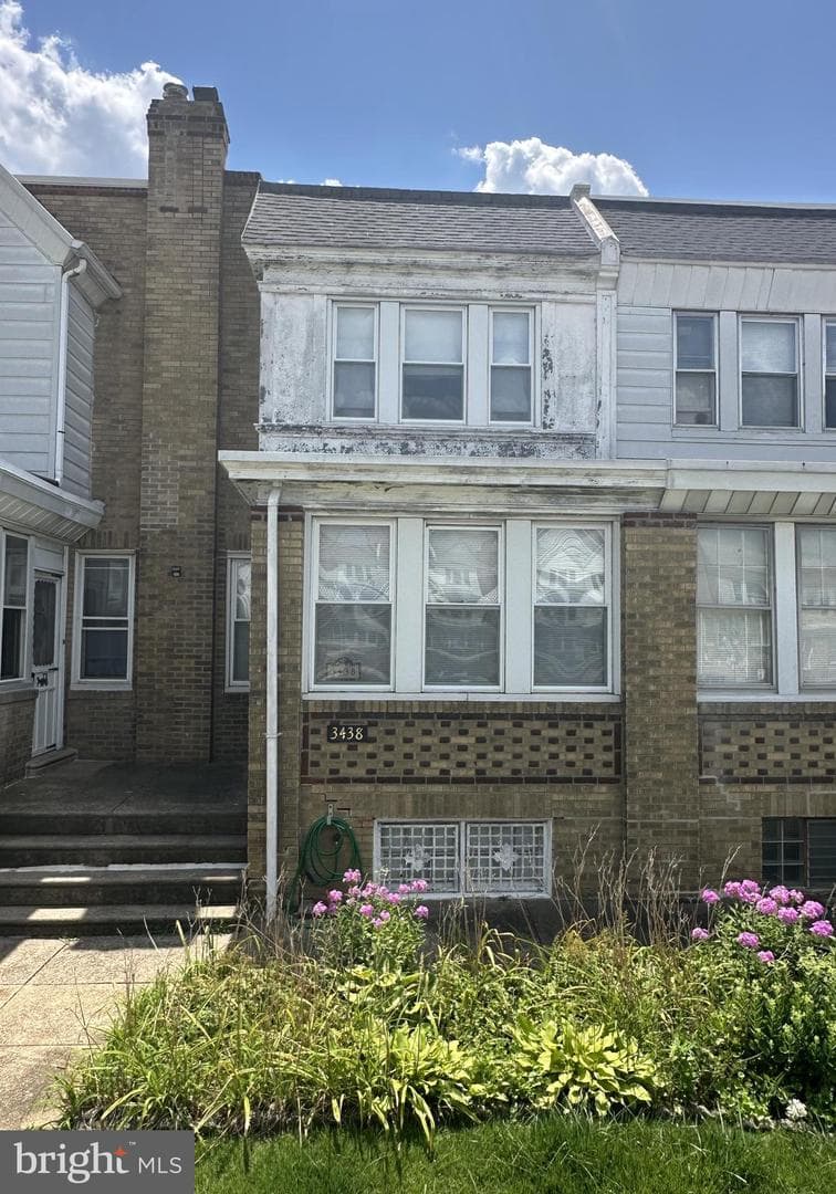 3438 Saint Vincent Street photo 3