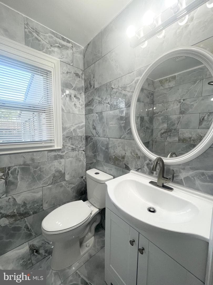 825 Delray Street photo 20