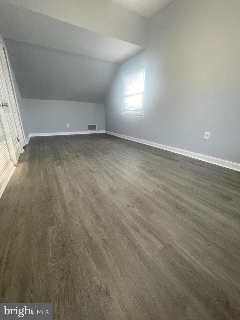 825 Delray Street photo 33