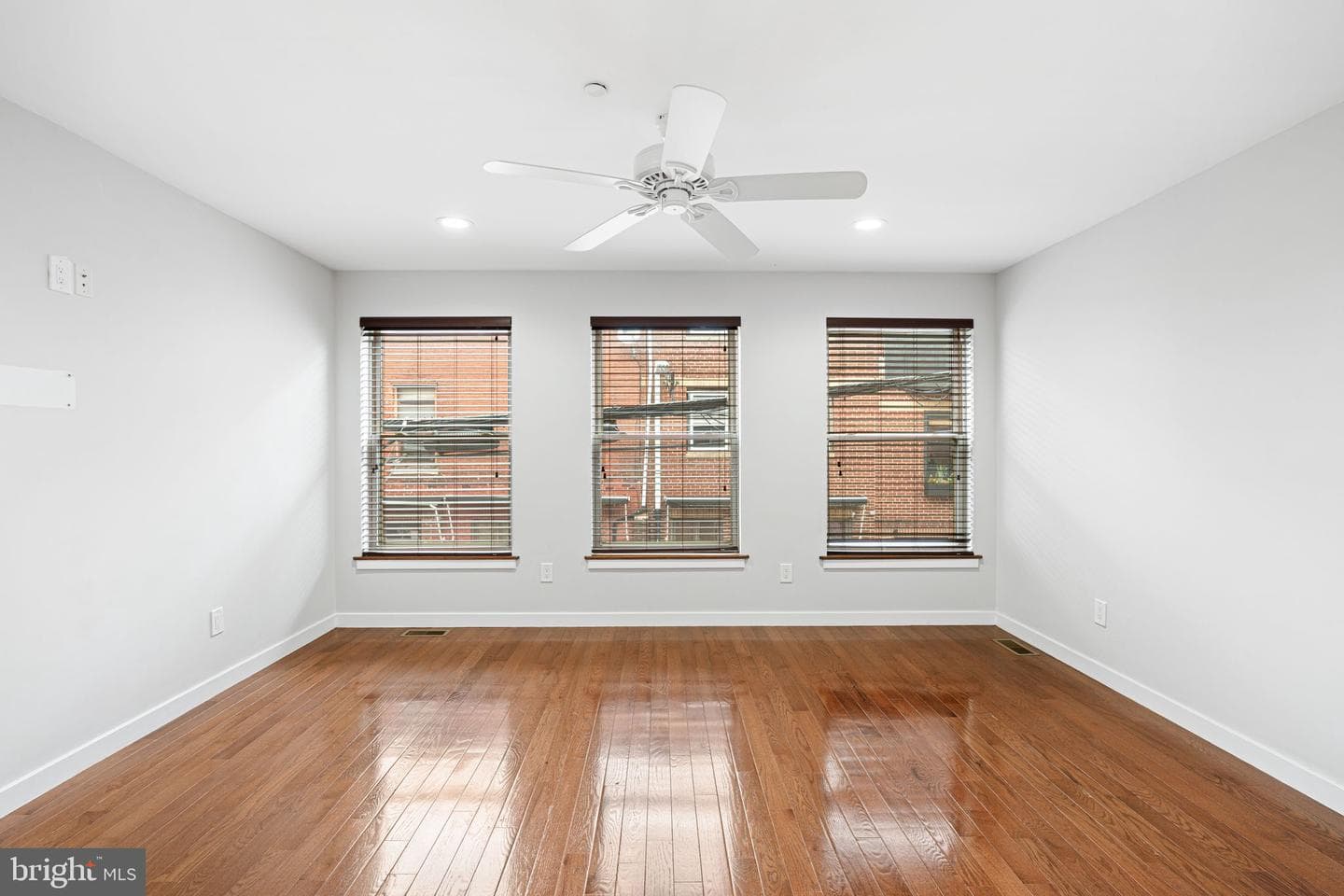 444 Poplar Street photo 28