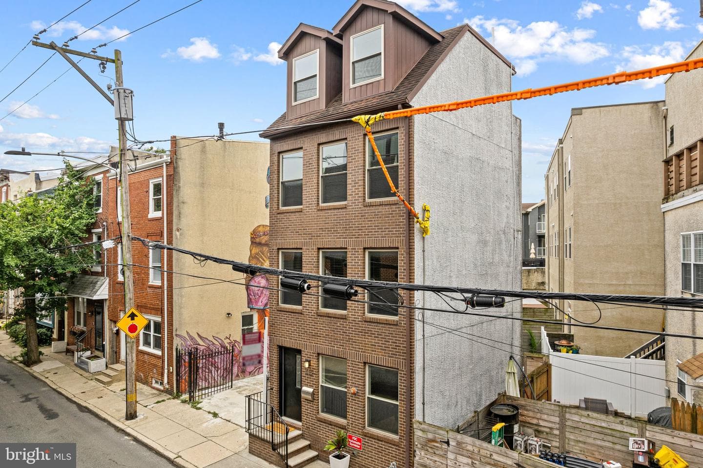 444 Poplar Street photo 37