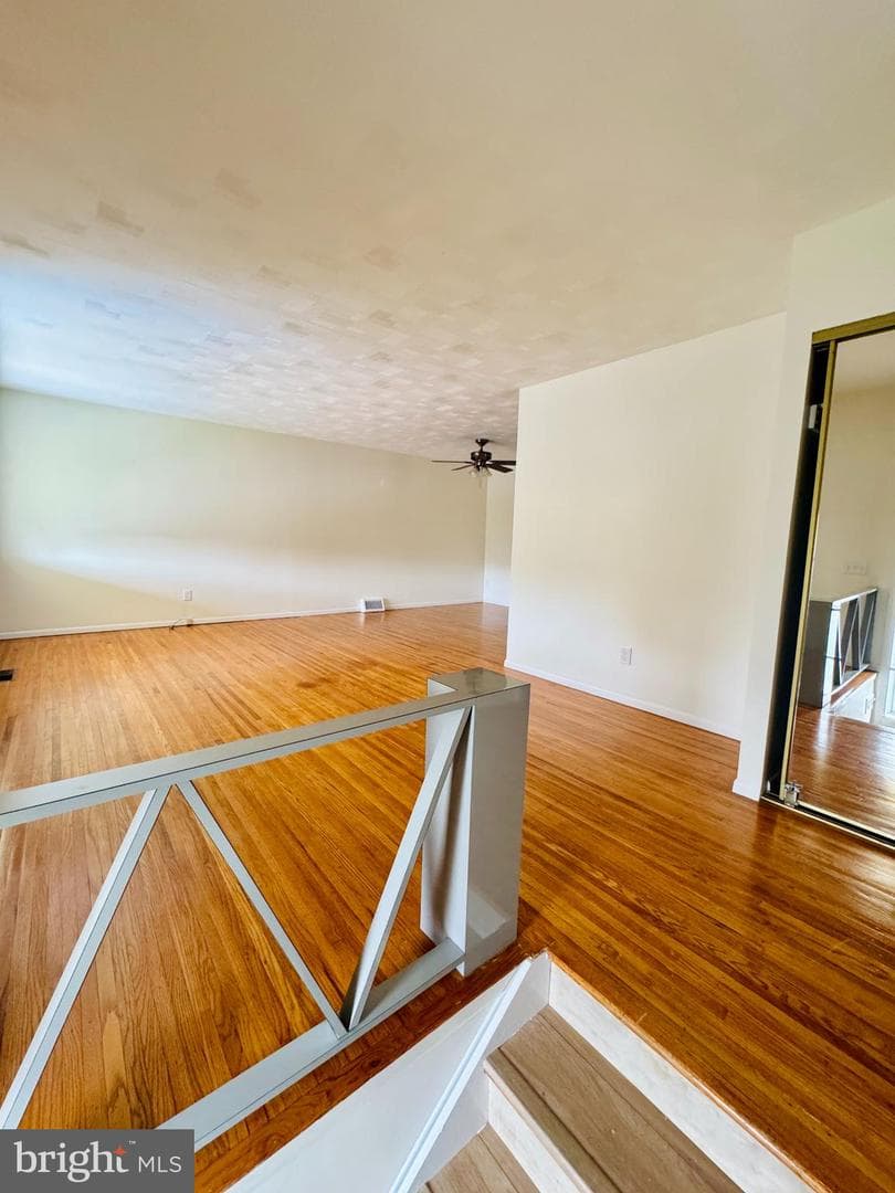 9759 Clark Street photo 10