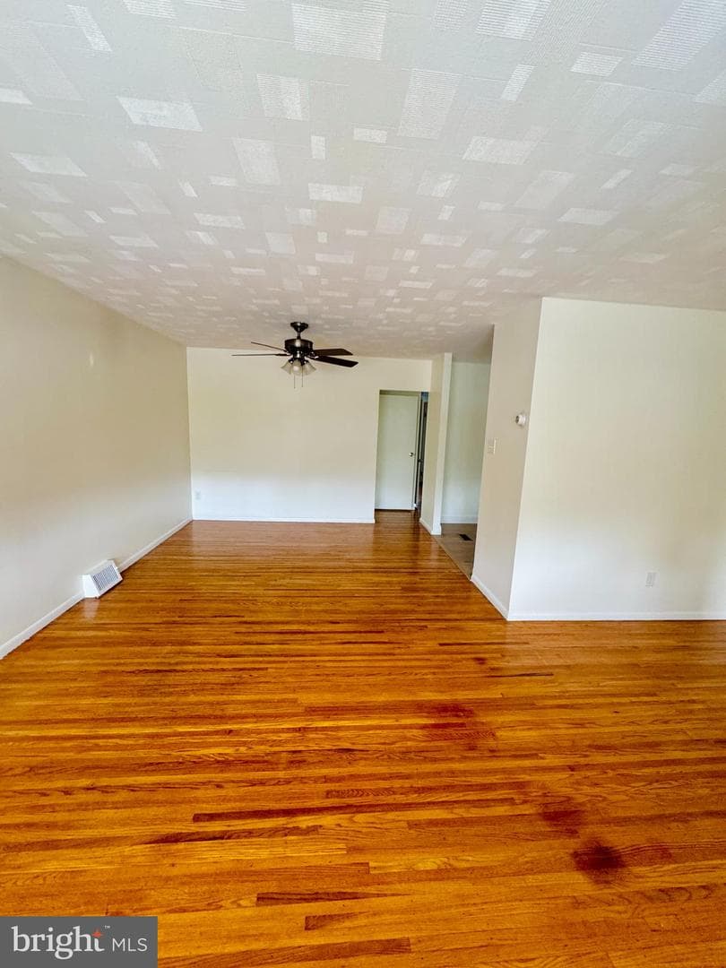 9759 Clark Street photo 12