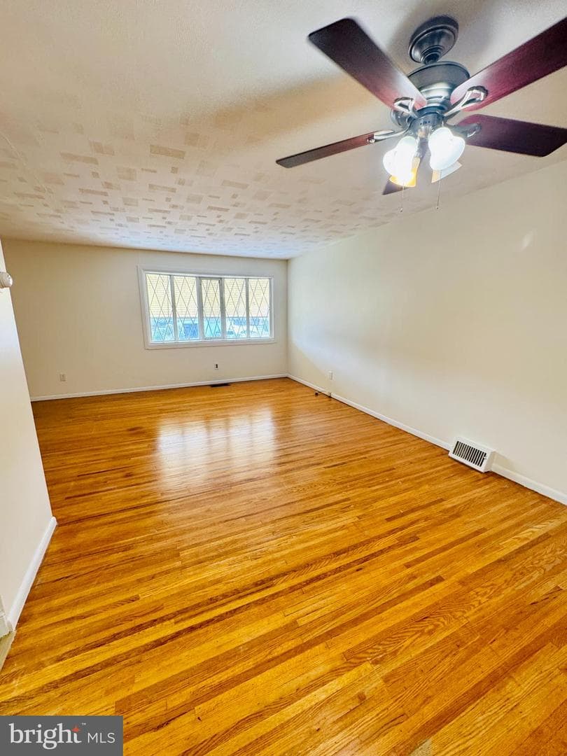 9759 Clark Street photo 14