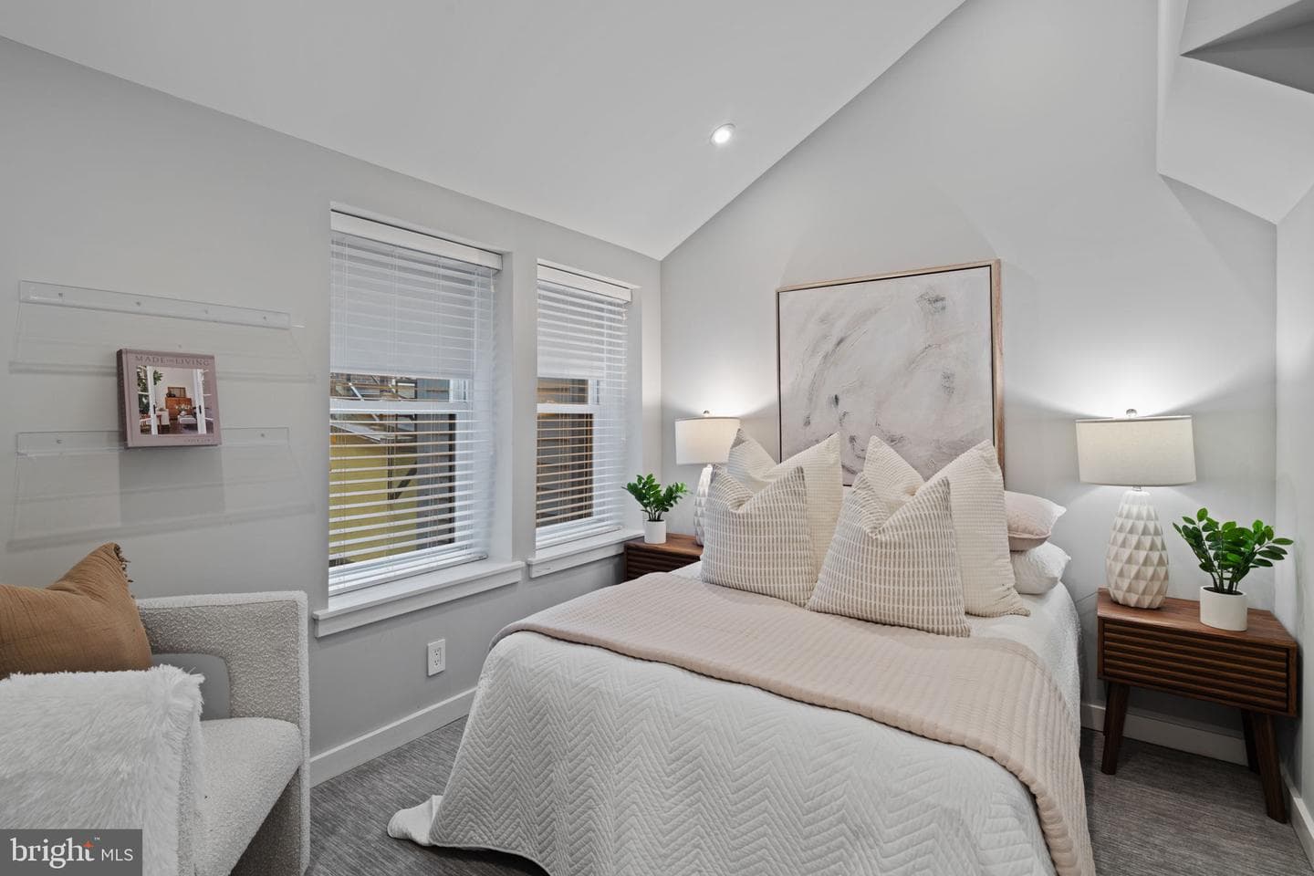 2030 Ranstead Street photo 43