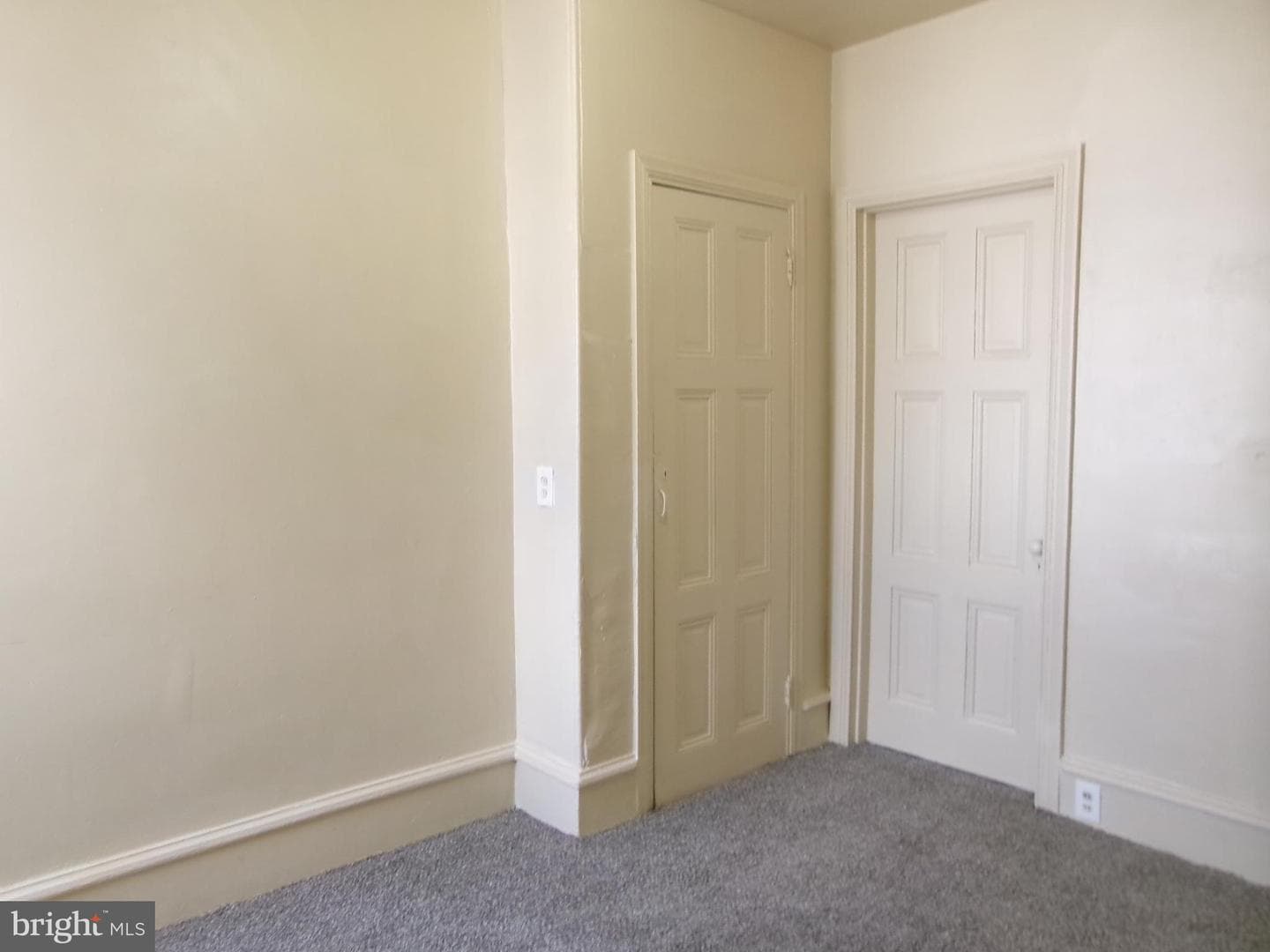 1305 W Rush Street photo 18