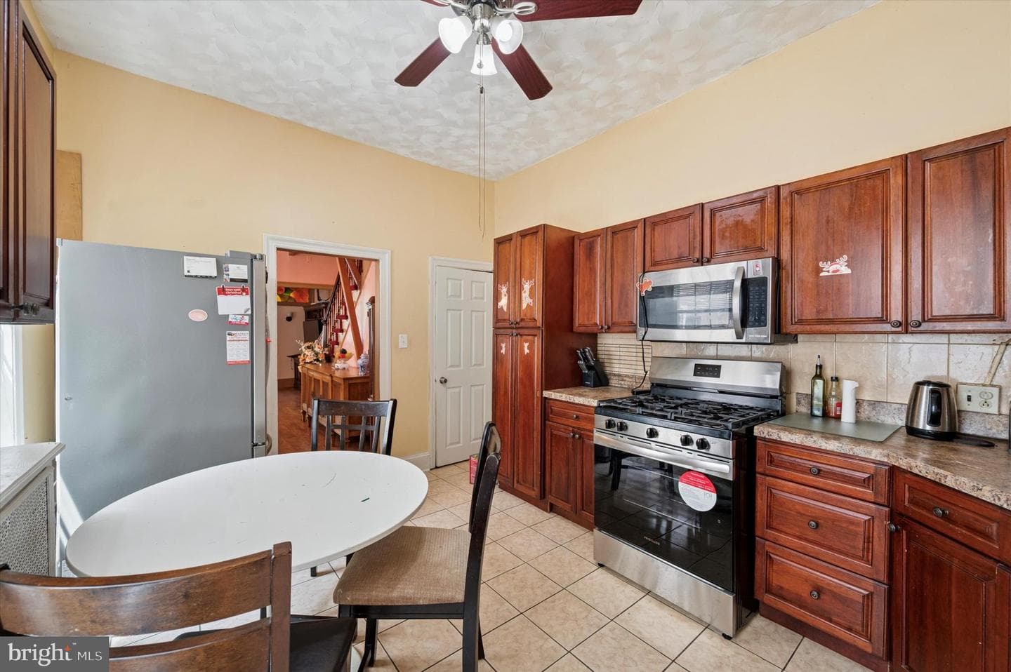 30 W Apsley Street photo 10