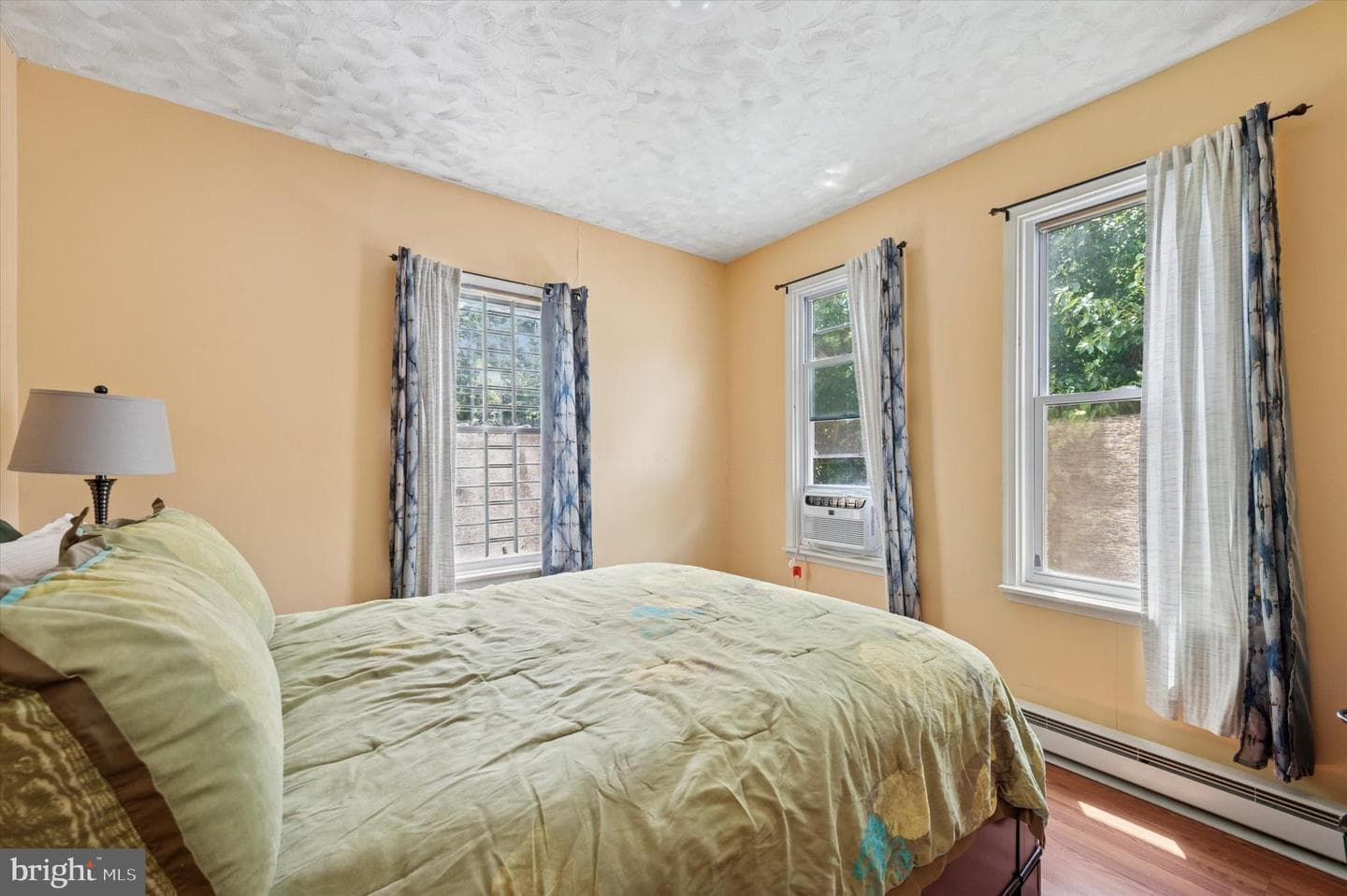 30 W Apsley Street photo 16