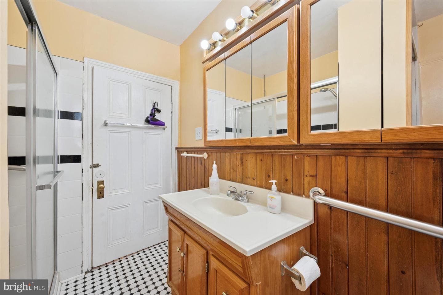 30 W Apsley Street photo 17