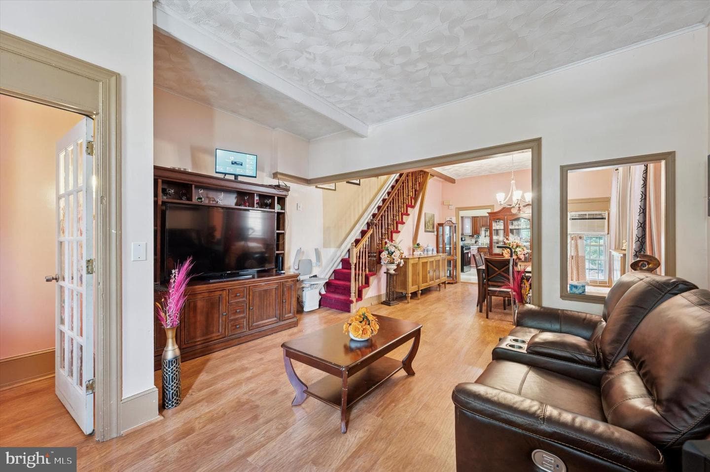 30 W Apsley Street photo 2