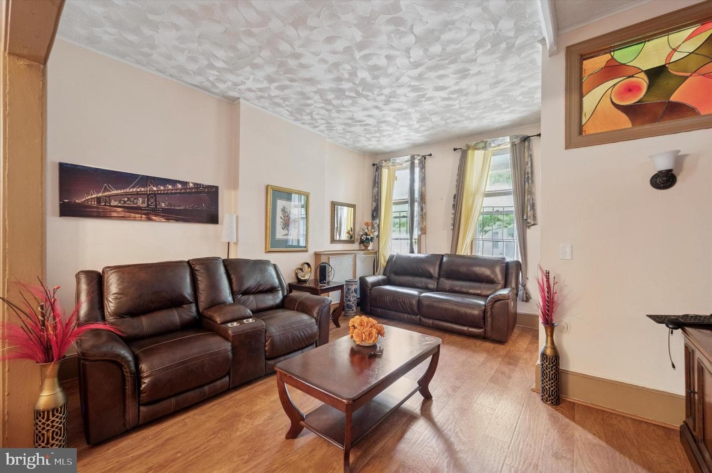 30 W Apsley Street photo 3