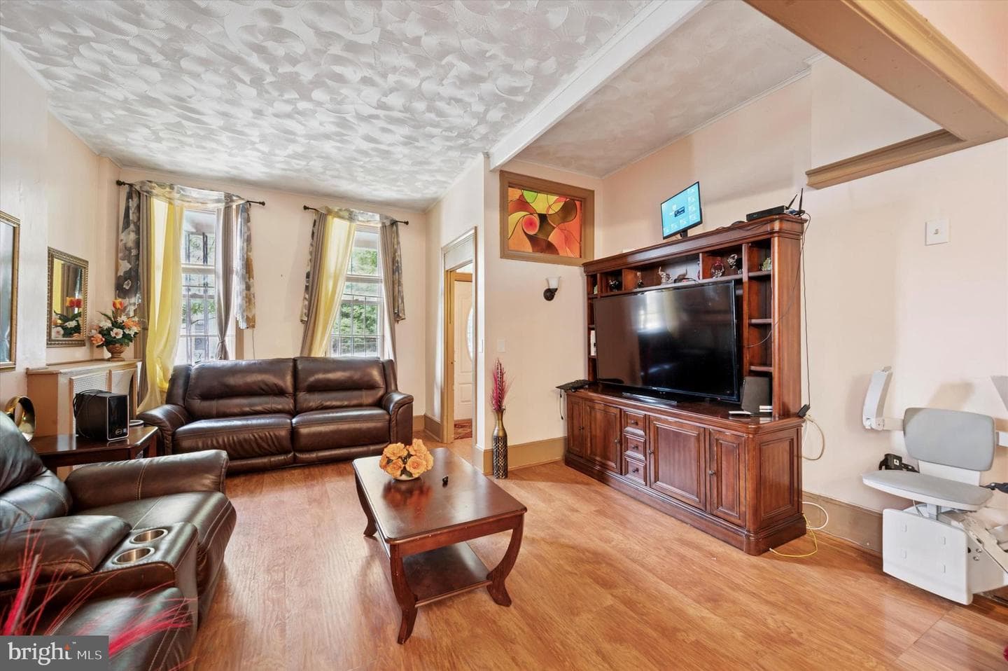 30 W Apsley Street photo 4