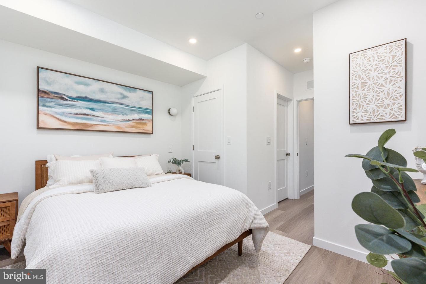 903 Corinthian Avenue #2 photo 23