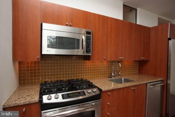 1101 Locust Street #8k photo 4