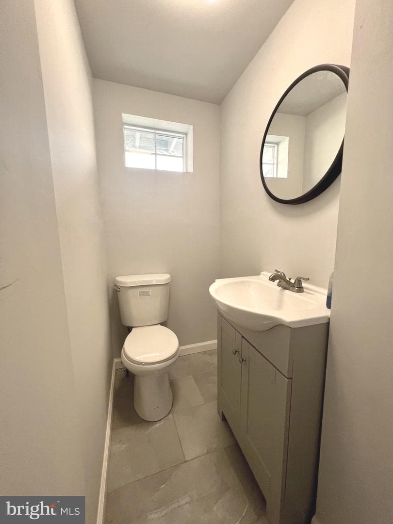 2108 E Cambria Street photo 9