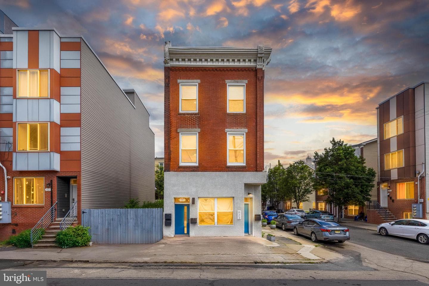 623 W Oxford Street photo 3