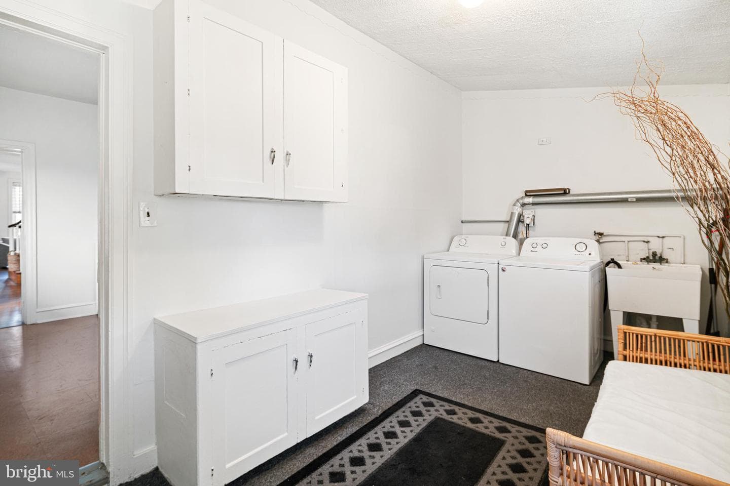 4517 Salmon Street photo 14