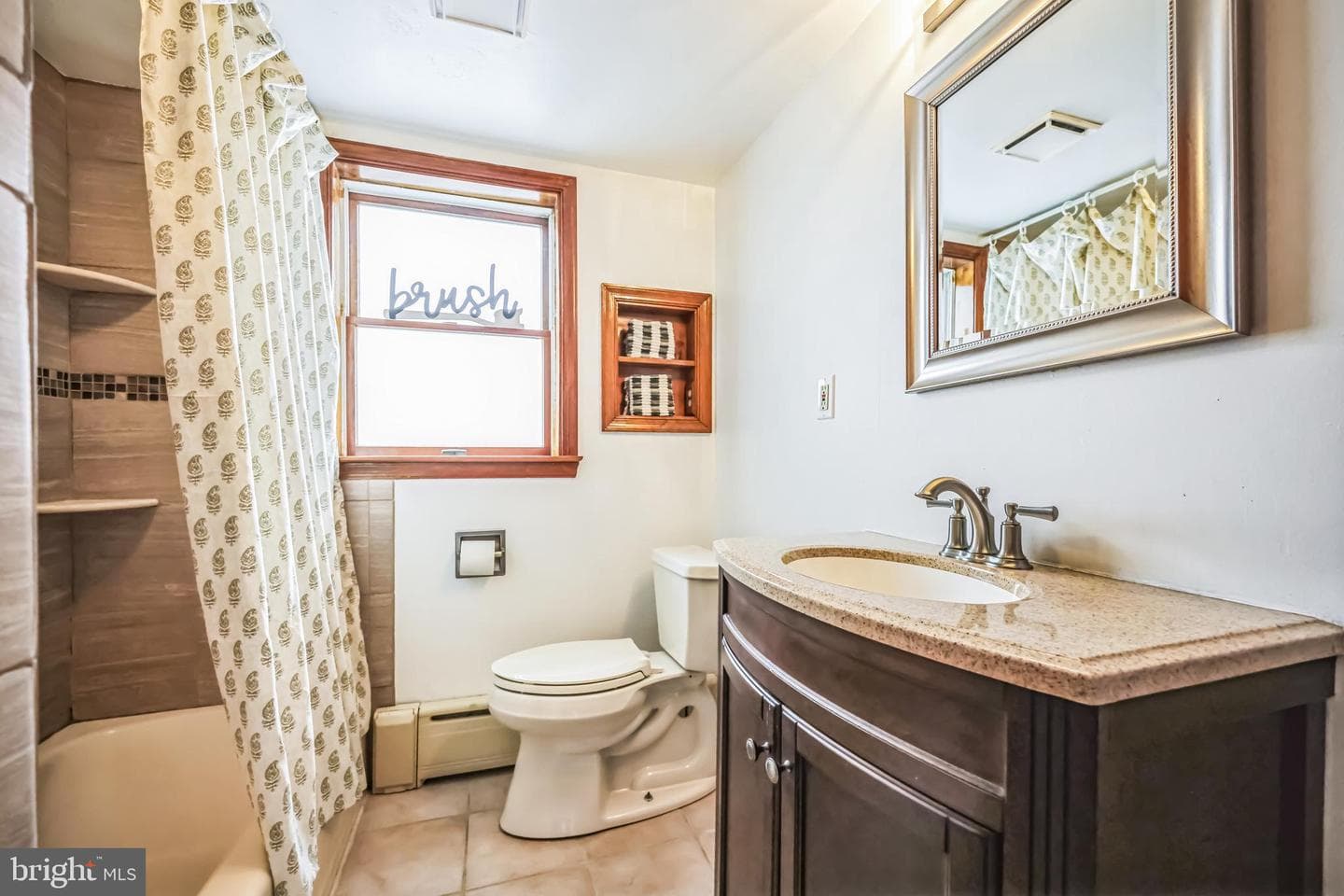 7733 Hasbrook Avenue photo 30