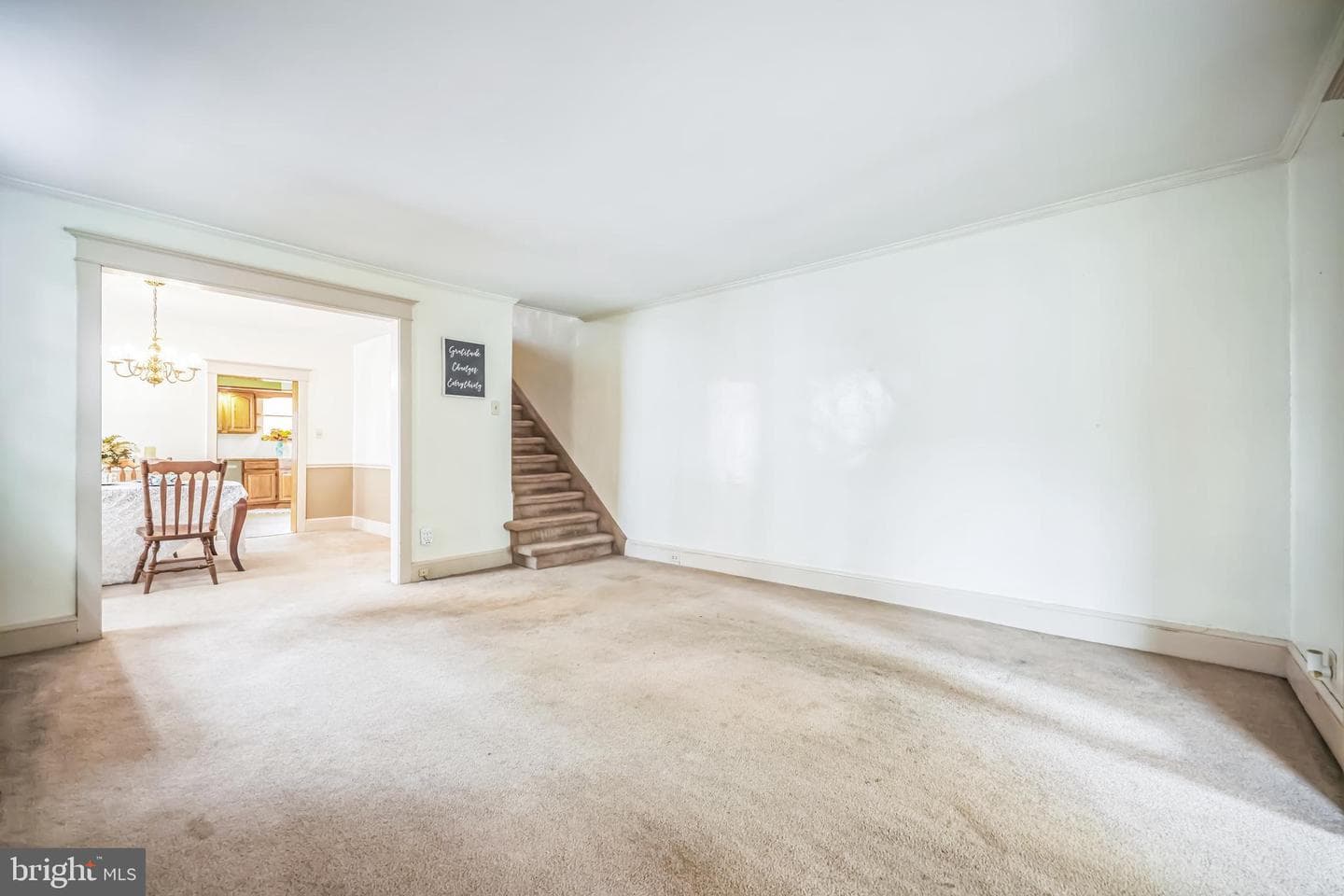 7733 Hasbrook Avenue photo 32