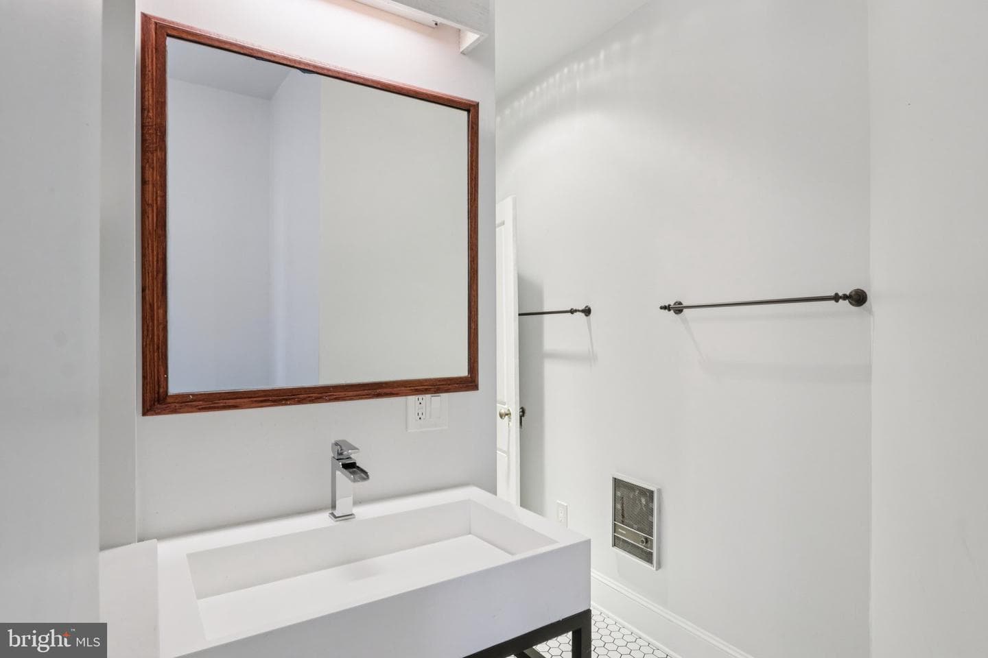4304 Osage Avenue photo 52