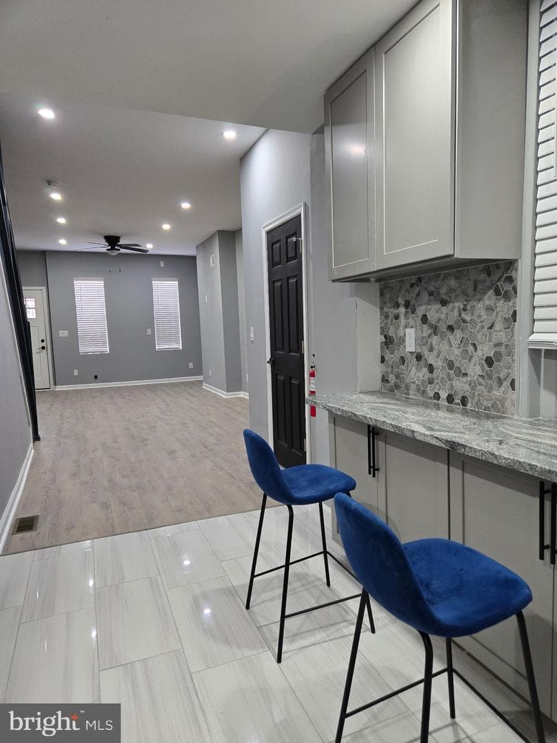 4207 Aspen Street photo 4