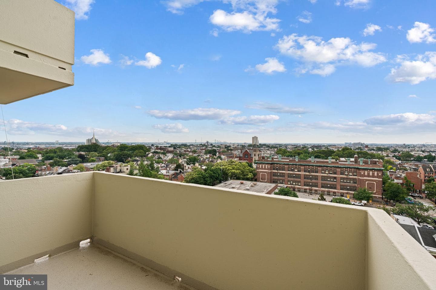 604 S Washington Square #1111 photo 10