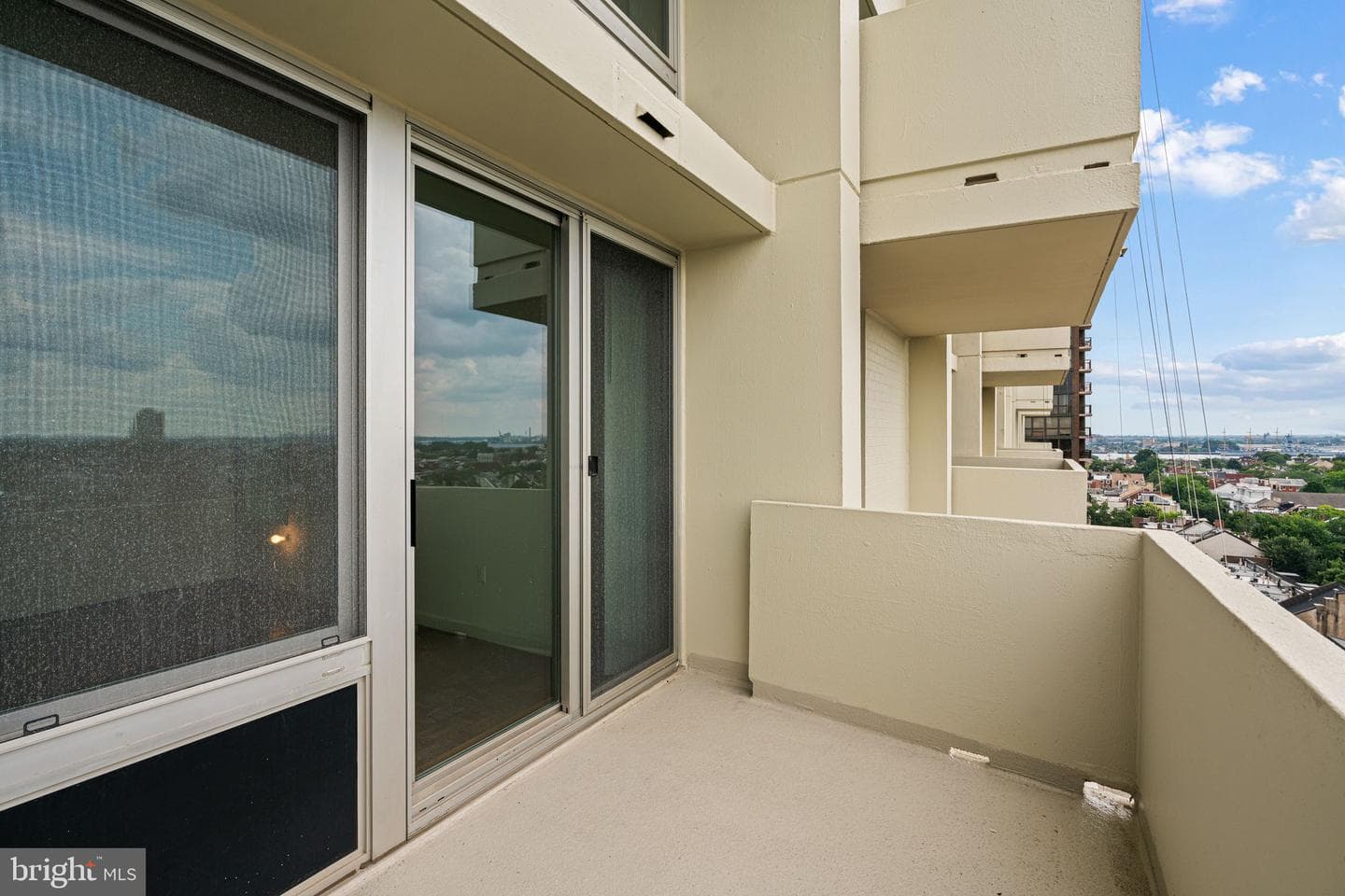 604 S Washington Square #1111 photo 11